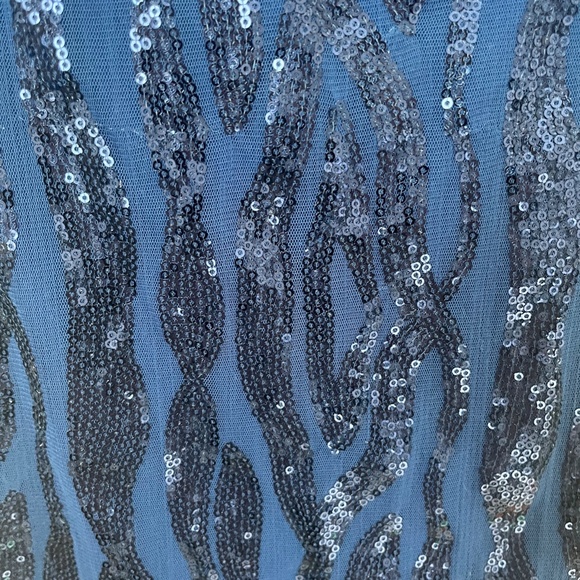 Sequin backless mini dress - Picture 3 of 6